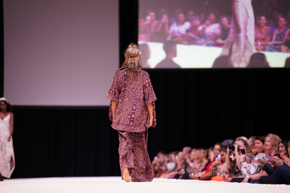 FLOW! by Tiwi Design x Ossom  Moon and Star Shirt in Cocoa Silk