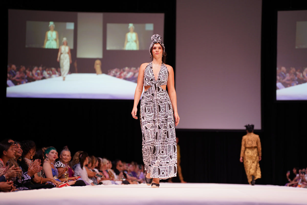 FLOW! by Tiwi Design x Ossom  Pwanga Twist Maxi Dress  in Cotton