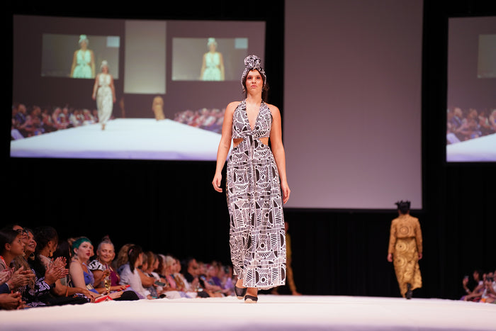 FLOW! by Tiwi Design x Ossom  Pwanga Twist Maxi Dress  in Cotton