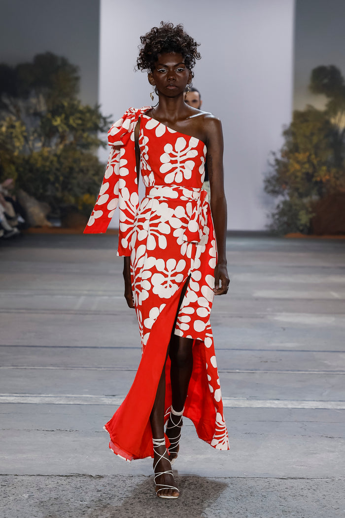 One-shoulder red maxi dress  in Mitjili Napurrula’s Watiya Tjuta fabric OSSOM x Ikuntji Artists AAFW '23