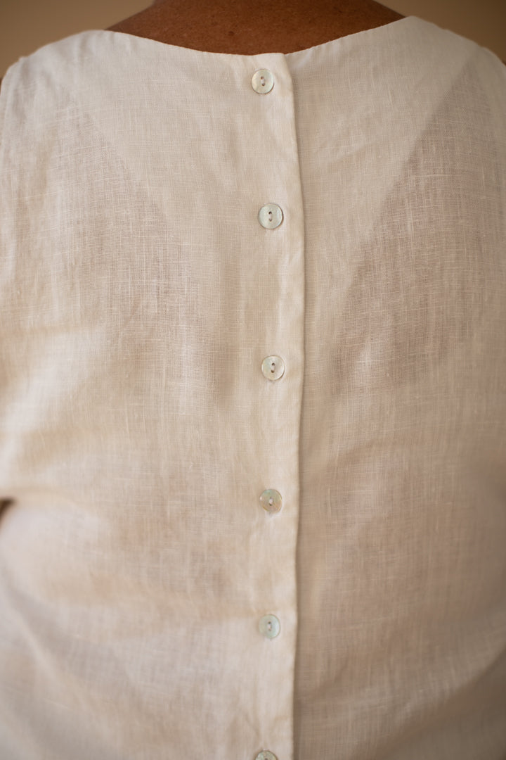 Sleeveless Top with Buttons in White Linen