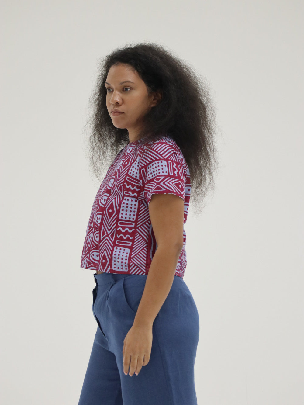 Elemental by Tiwi Design x Ossom "Pandanus" Box Top  in Handprinted Magenta on Blue Linen