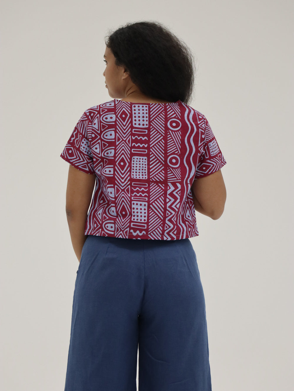 Elemental by Tiwi Design x Ossom "Pandanus" Box Top  in Handprinted Magenta on Blue Linen