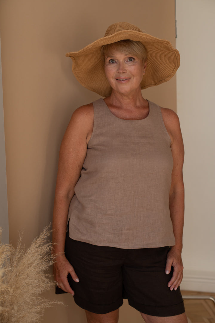 Sleeveless Top with Buttons in Cocoa Linen